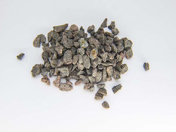 棕剛玉噴砂有哪些優(yōu)勢 棕剛玉噴砂有哪些優(yōu)勢